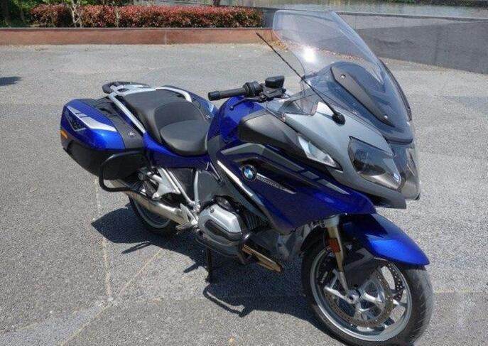 宝马蓝精灵,蓝精灵宝马