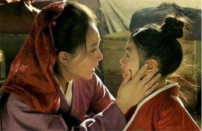 芈月传的向氏三个孩子结局,芈月传给向氏接生的是谁