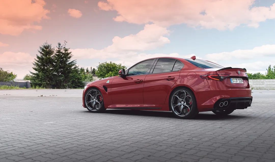 造物车工坊丨摘掉光环的意大利女神也只是普通美人