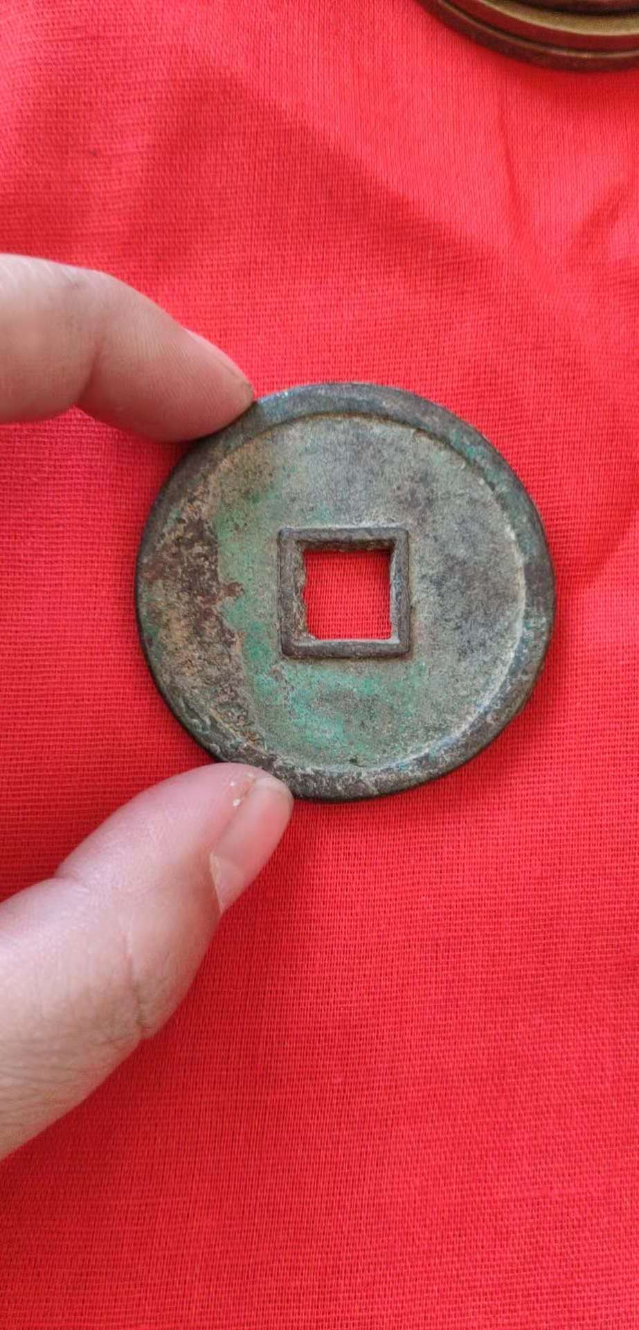 广东双龙寿字币七钱二分真实价,绝世真品双龙寿字币重量及尺寸