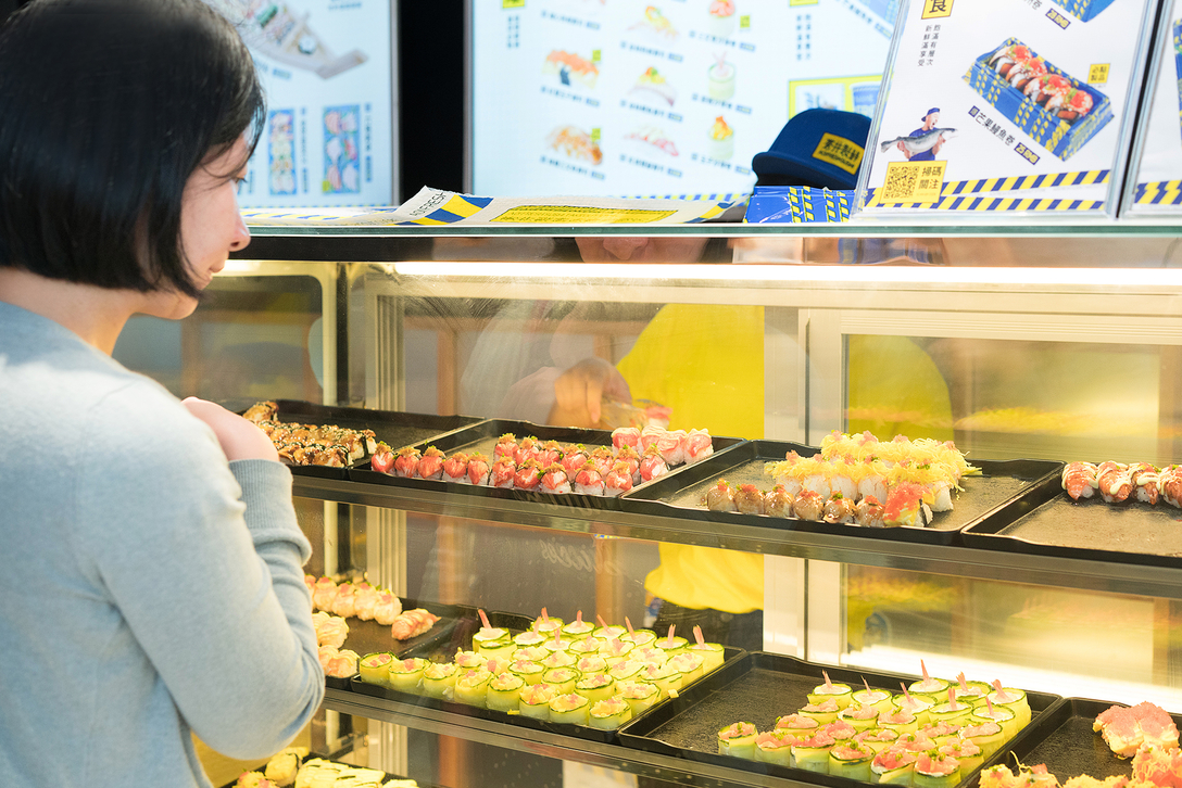 外带寿司品牌，餐饮形象中的“污文化”