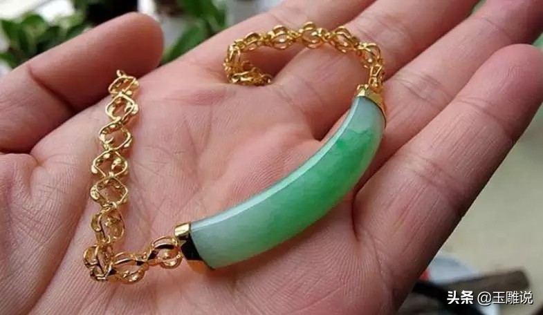 玉镯碎了怎么用黄金补救,玉雕师修复手镯