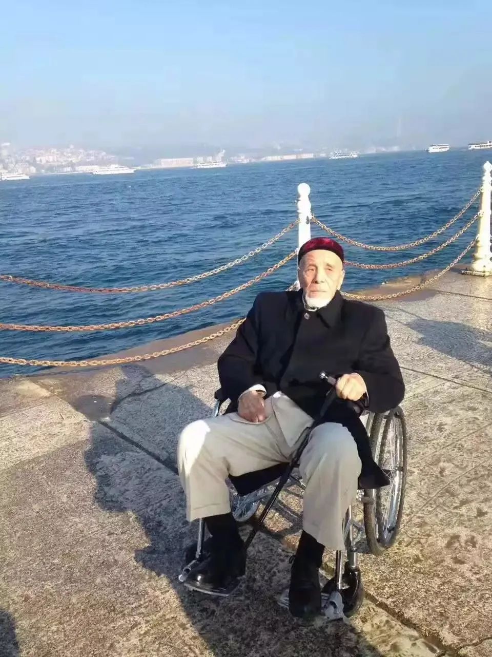 *疆新**欢喜老年公寓创始人热孜亚：她用爱为老人心中照进一束光