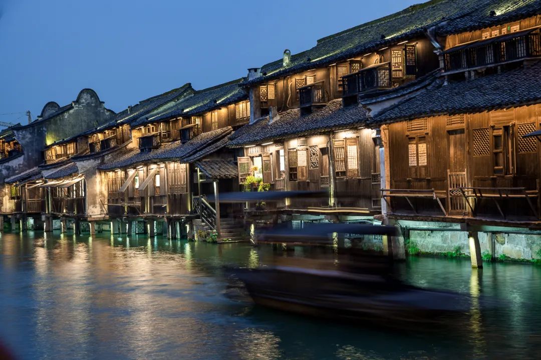 夜游乌镇视频大全,夜游乌镇西栅坐船可以坐多久