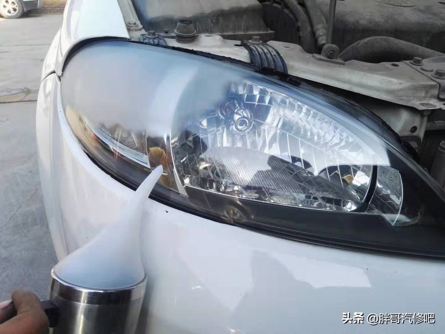 大灯漏水有妙招,大灯漏水起雾发黄维修