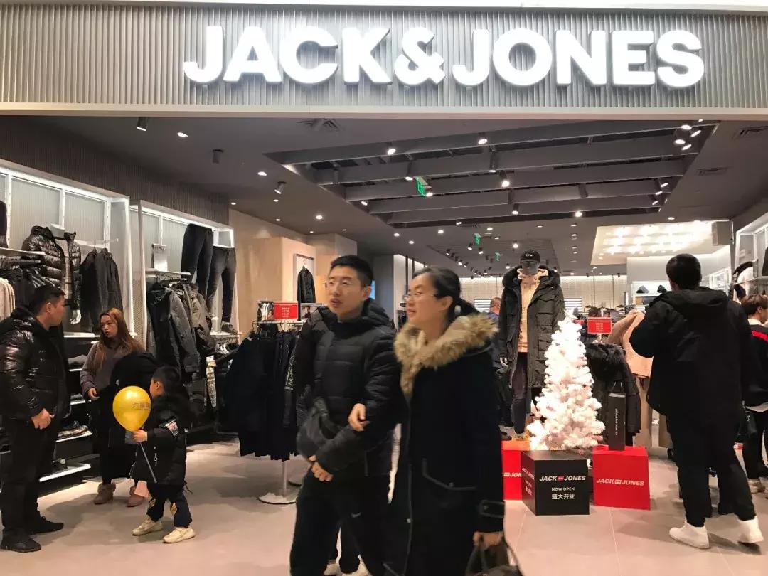 大融城西安实拍,火爆开业现场直击