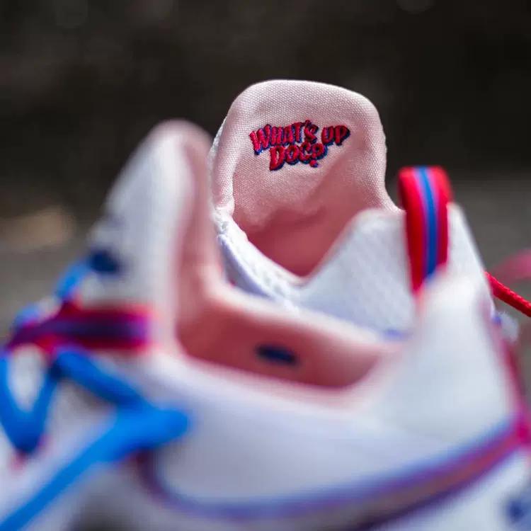 詹18空中大灌篮兔八哥联名球鞋,兔八哥詹姆斯球鞋