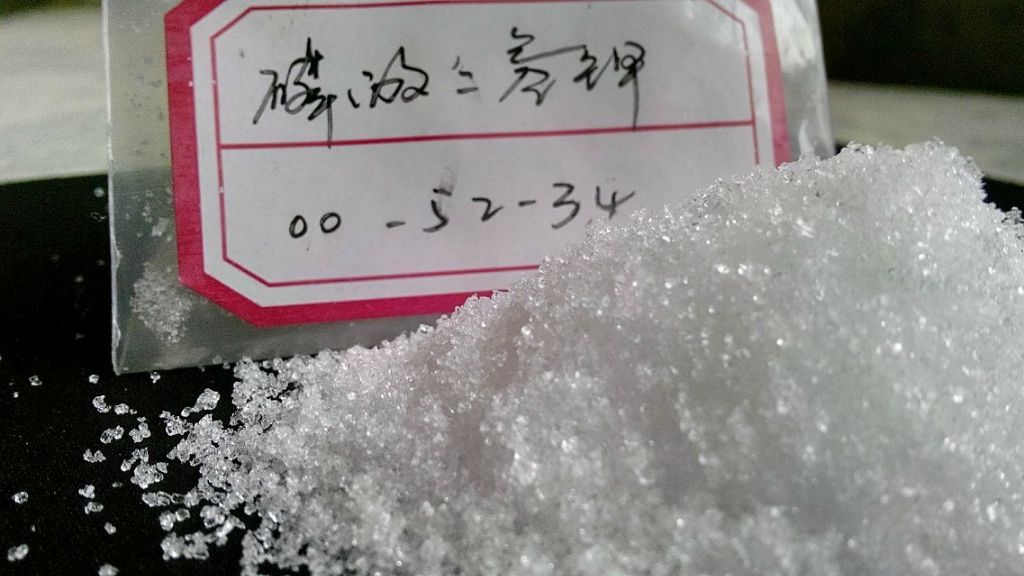 长寿花打花苞了，如何施磷酸二氢钾，可让花苞更多，开花更艳？