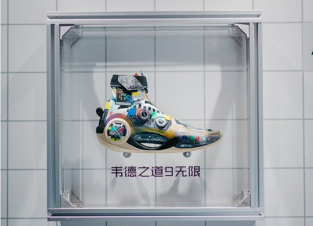 中国球员代言adidas,中国球员代言篮球鞋