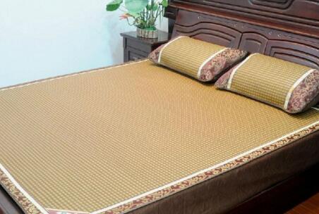 凉席发霉留下的黑斑刷不掉怎么办,凉席上发霉有黑斑怎么清除不用洗