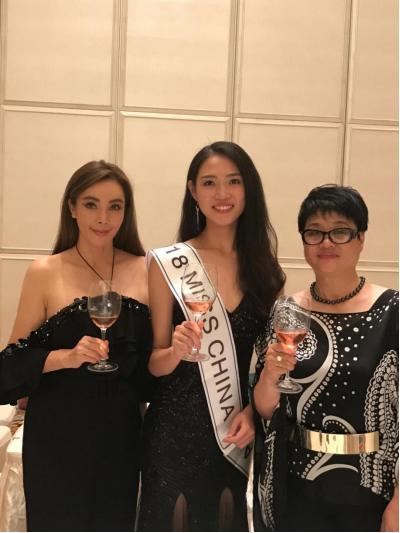 wonderland的仙境之夜曾黎现场,wonderland的仙境之夜曾黎