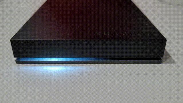 希捷新睿品2.5移动硬盘,希捷酷玩混合硬盘3.5都是翻新的吗