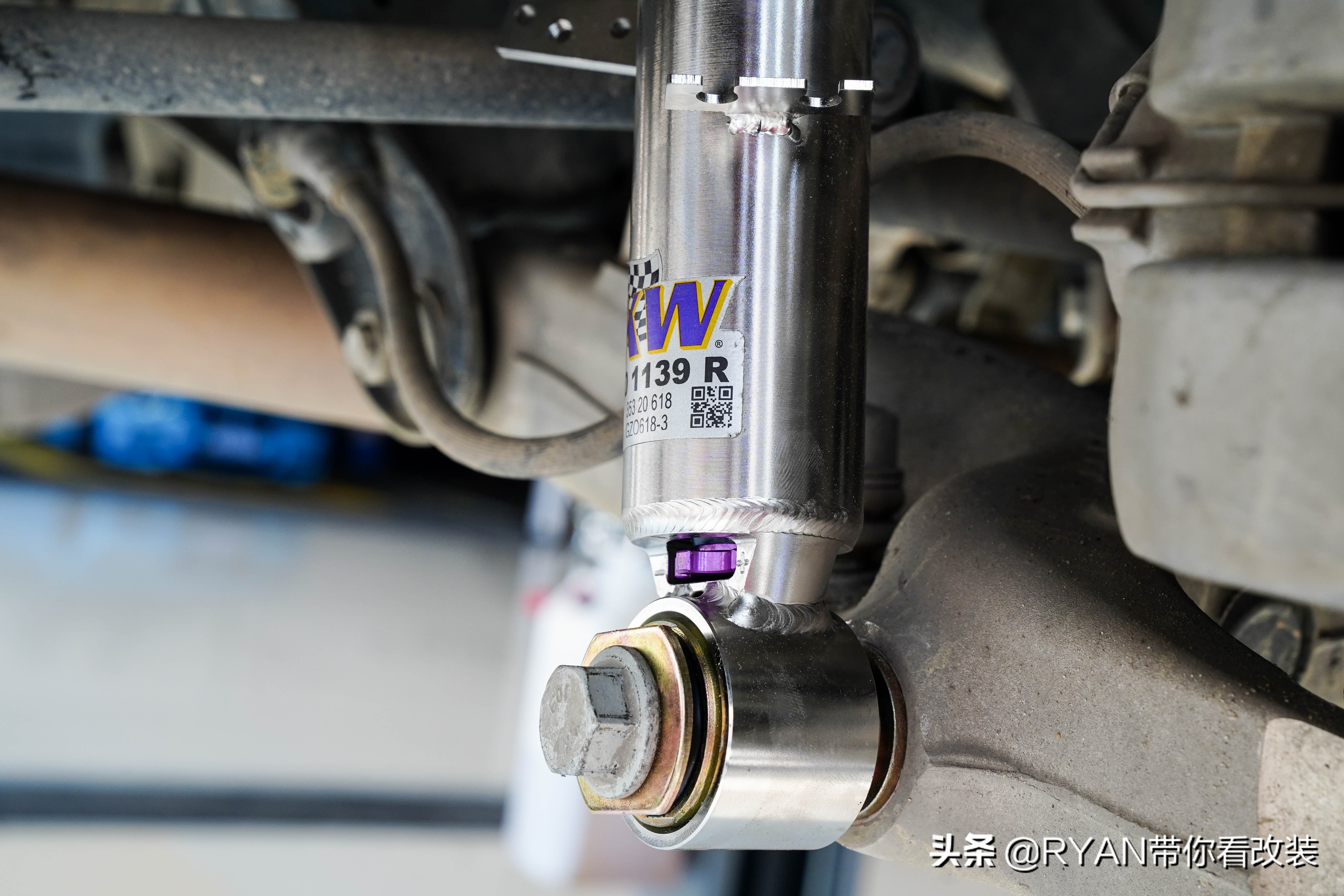 百改降为先，轿跑SUV的鼻祖-最帅宝马X6-KWv3避震改装