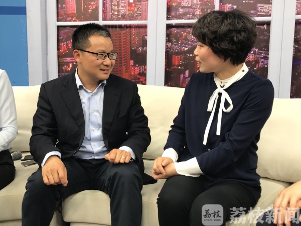 家里有小孩就是不喜欢玩,宝宝在家早教难得一见的儿童游戏