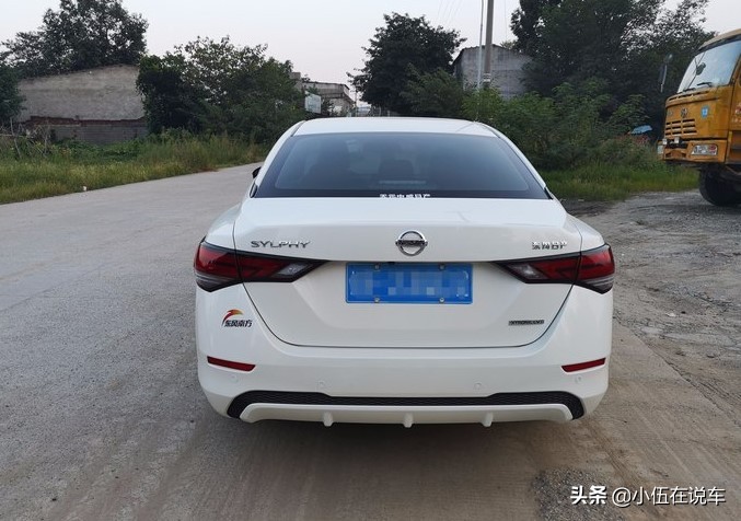 女士开日产经典轩逸舒适版合适吗,日产轩逸适合新手开吗