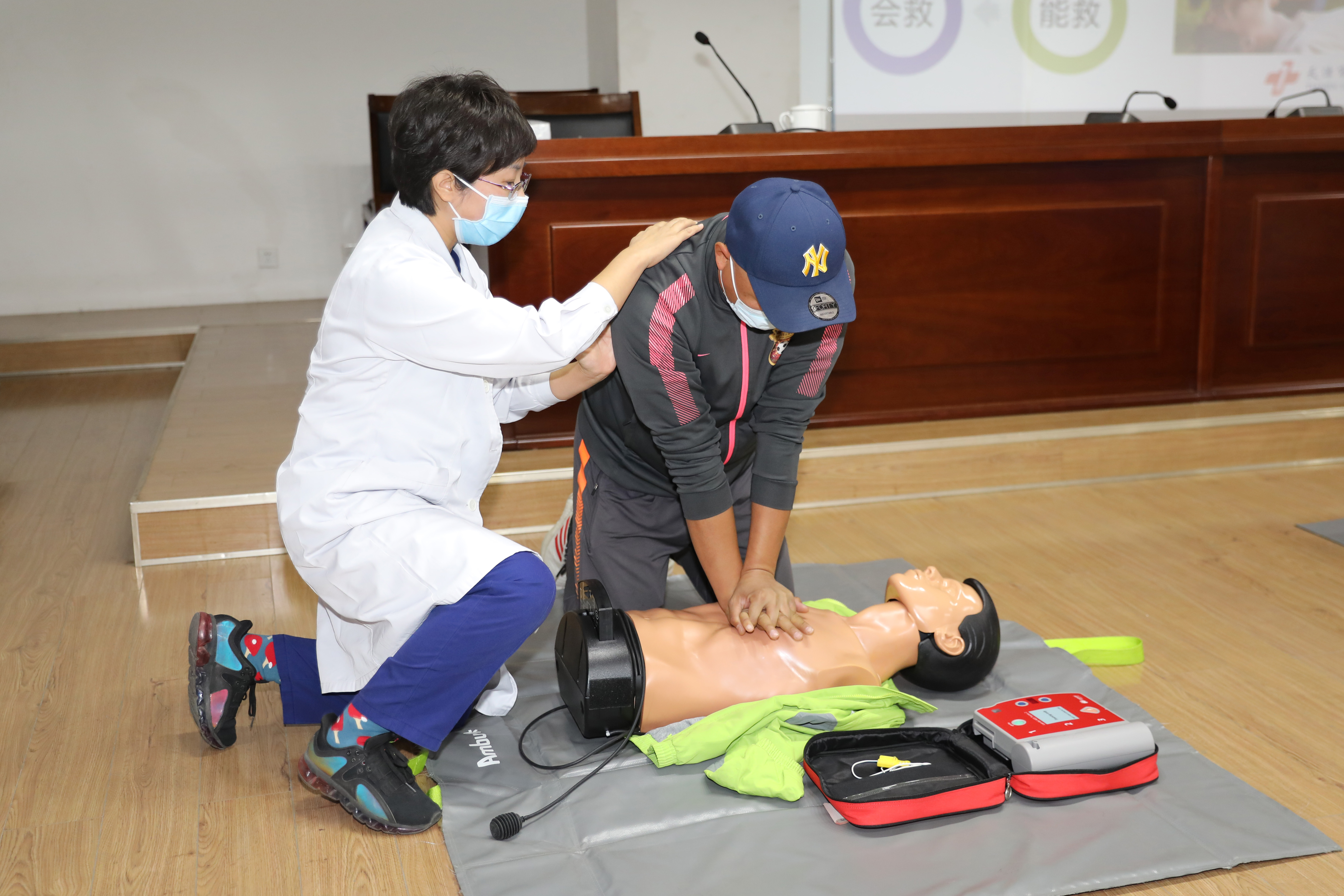 天津市红十字会应急救护培训报名,天津足协训练