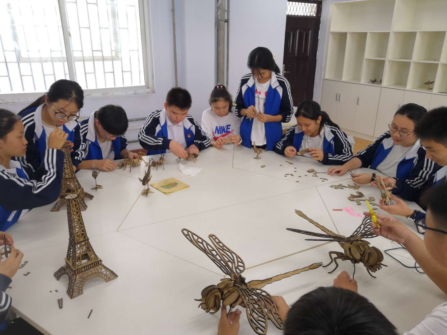 班级文化建设板报解说,班级文化办板报