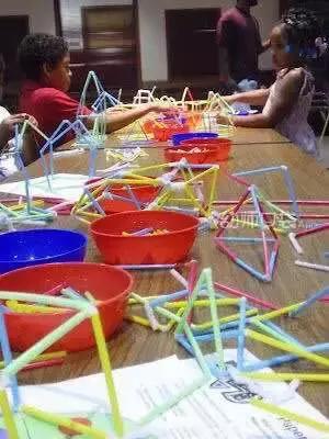 区角规则牌简单,区角相邻数的玩法