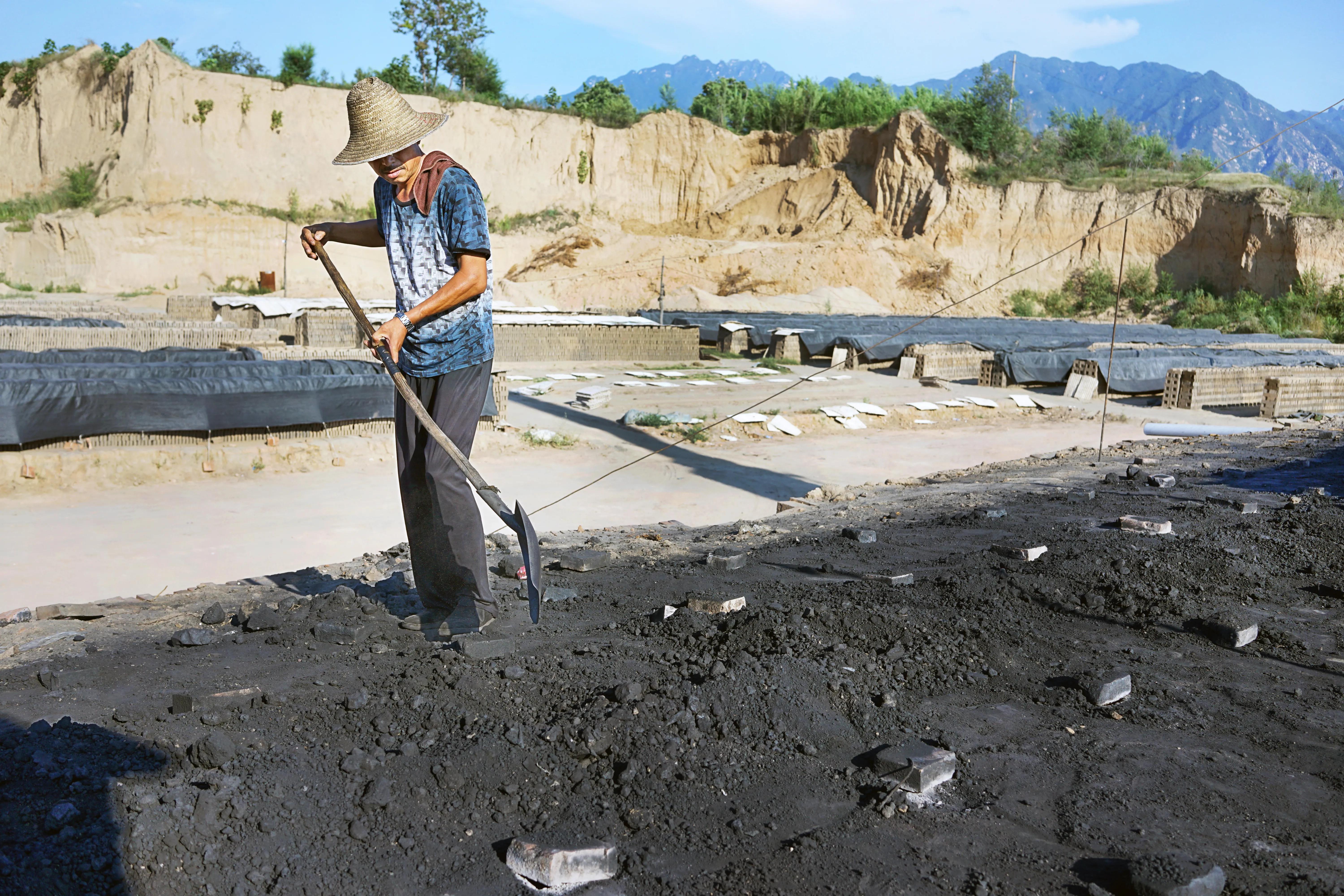 夫妻烧烤店打工一个月能赚多少,夫妻烧烤店收入十几万