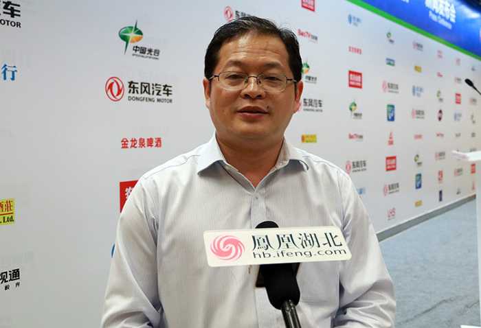 郑智英超夺冠视频,郑智中国足球赛前动态