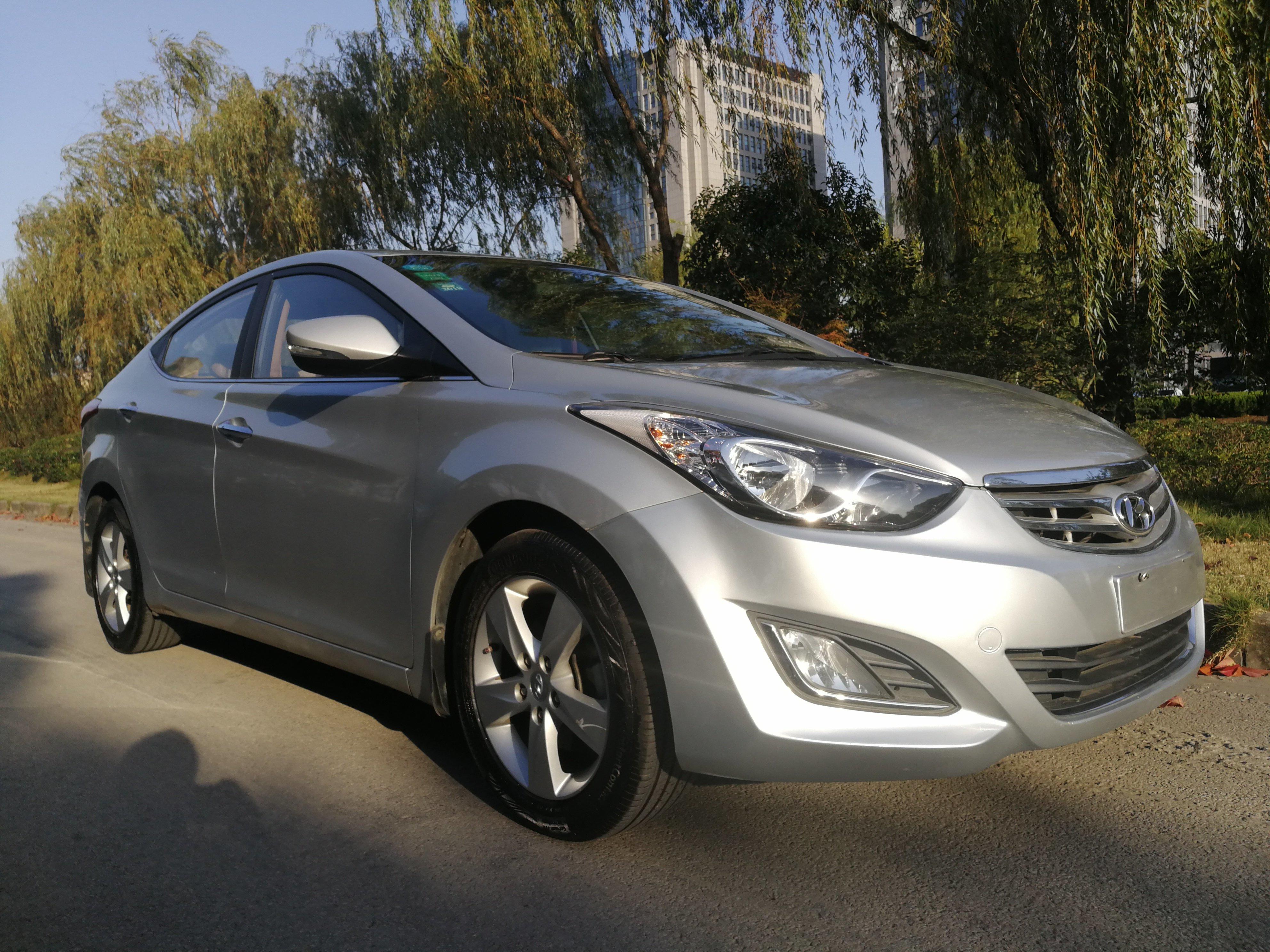 现代新胜达2023款7座价格,现代新胜达四驱顶配版二手车价格