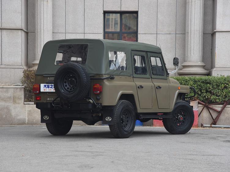 硬派越野性价比高的越野车推荐,便宜越野性能又强又霸气的越野车