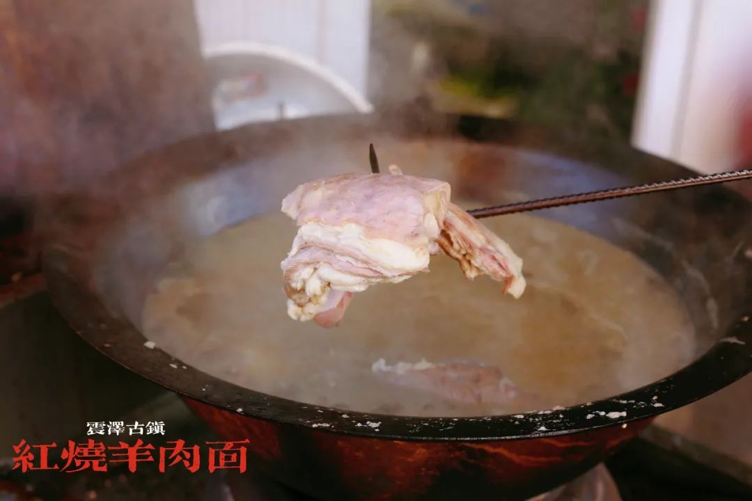 卖出1000多碗羊肉面,每天卖四五百斤羊肉