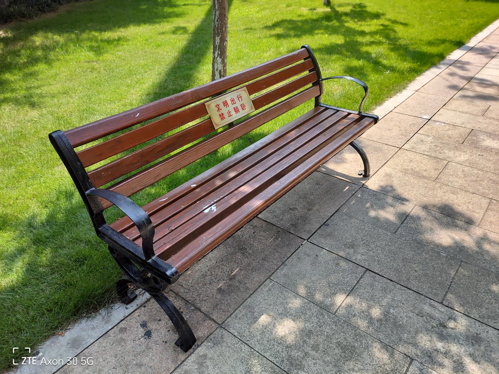 中兴axon305g屏下摄像手机,中兴axon30u和oppofindx3pro