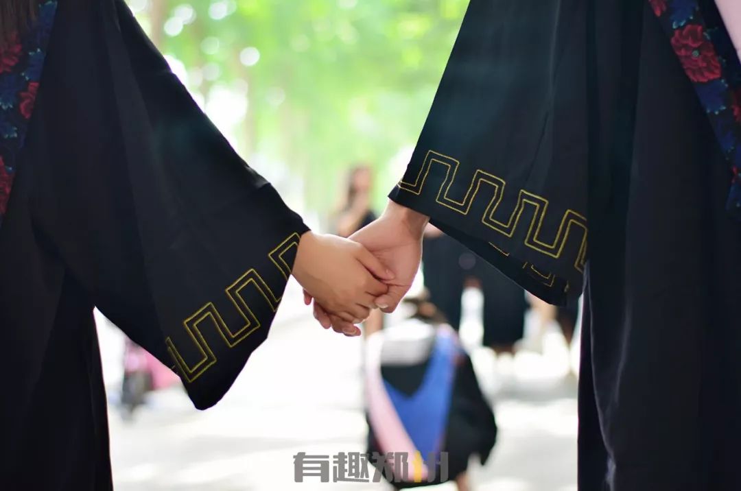 郑州宝藏小吃街推荐,龙湖镇宝相寺小吃街