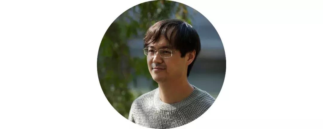 印度洋孕育了风情万种，看看庄培芳“微笑的斯里兰卡”就能感受到