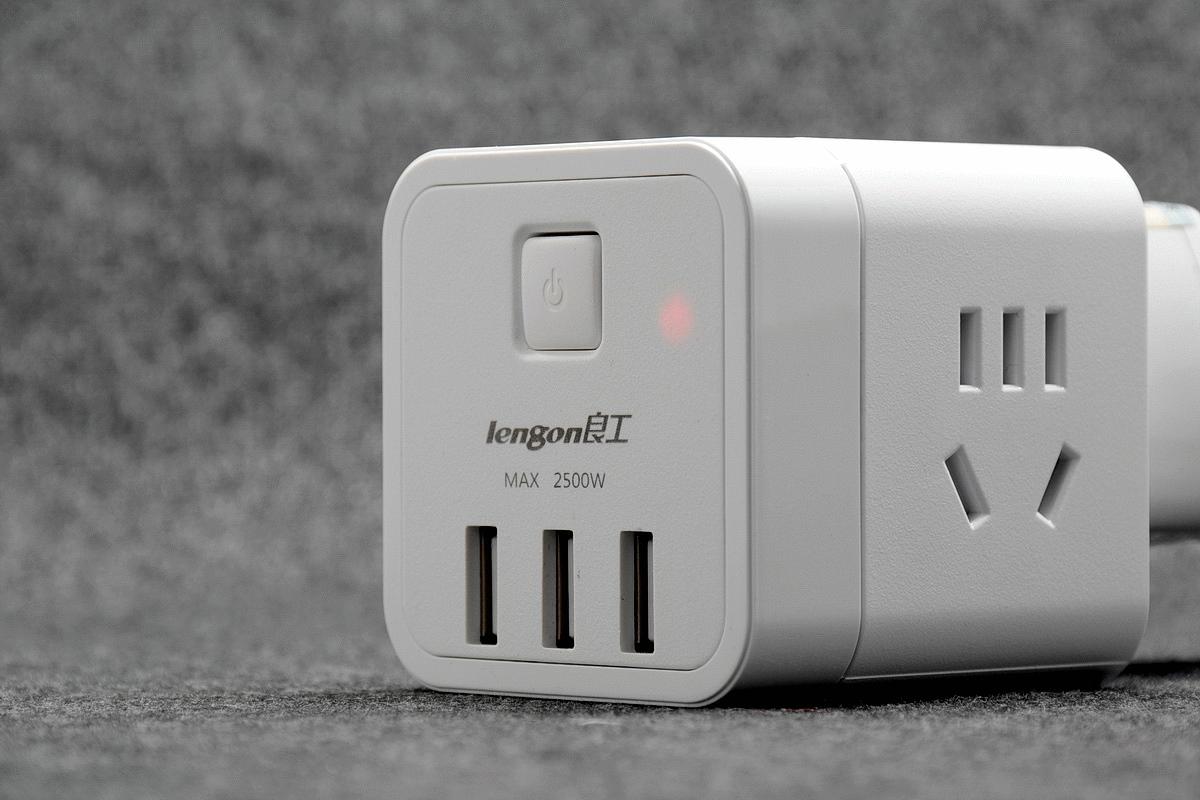 旅行各种神器好物推荐,最新实用旅行攻略