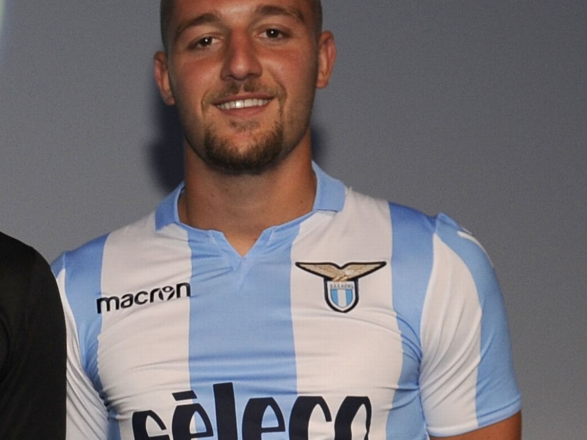 鏃犲弻闃熷窘,鏃犲弻鎴樿