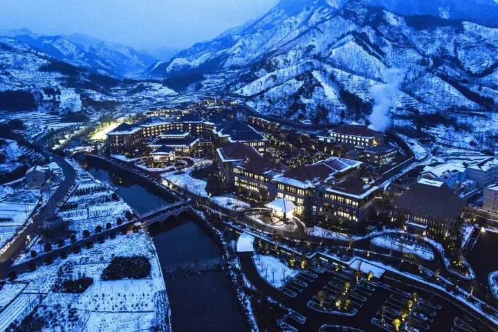 适合冬天的温泉酒店推荐,冬天日式温泉酒店