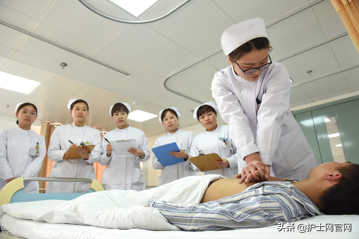 采血室护士工作日记：八年心酸与感动同在