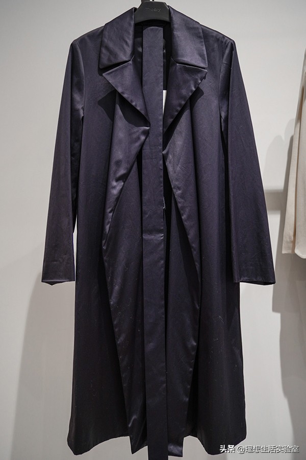 我们逛了天的成都时代奥莱，为你整理出这份春节新衣精明采购清单