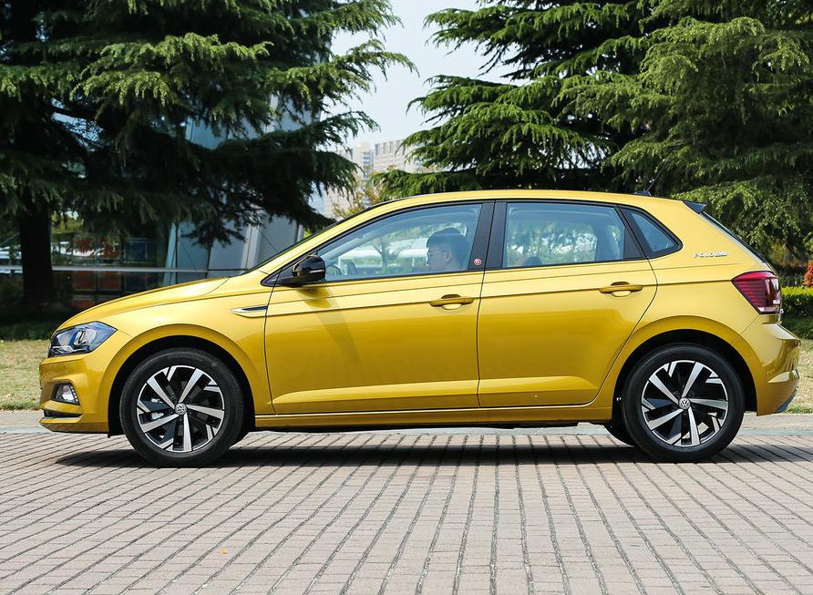 大众polo小菠萝二手,polo大众小菠萝自动挡落地价