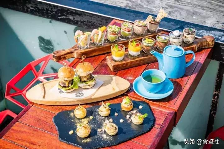 走走带你去看沿途的风景,深藏于魔都高端酒店里的下午茶