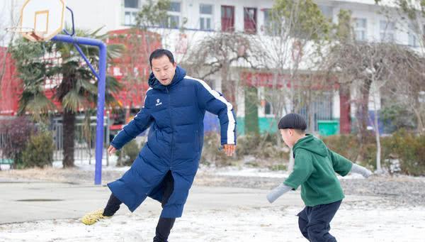 临颍县一高体育老师,临颍镇中学校体育老师