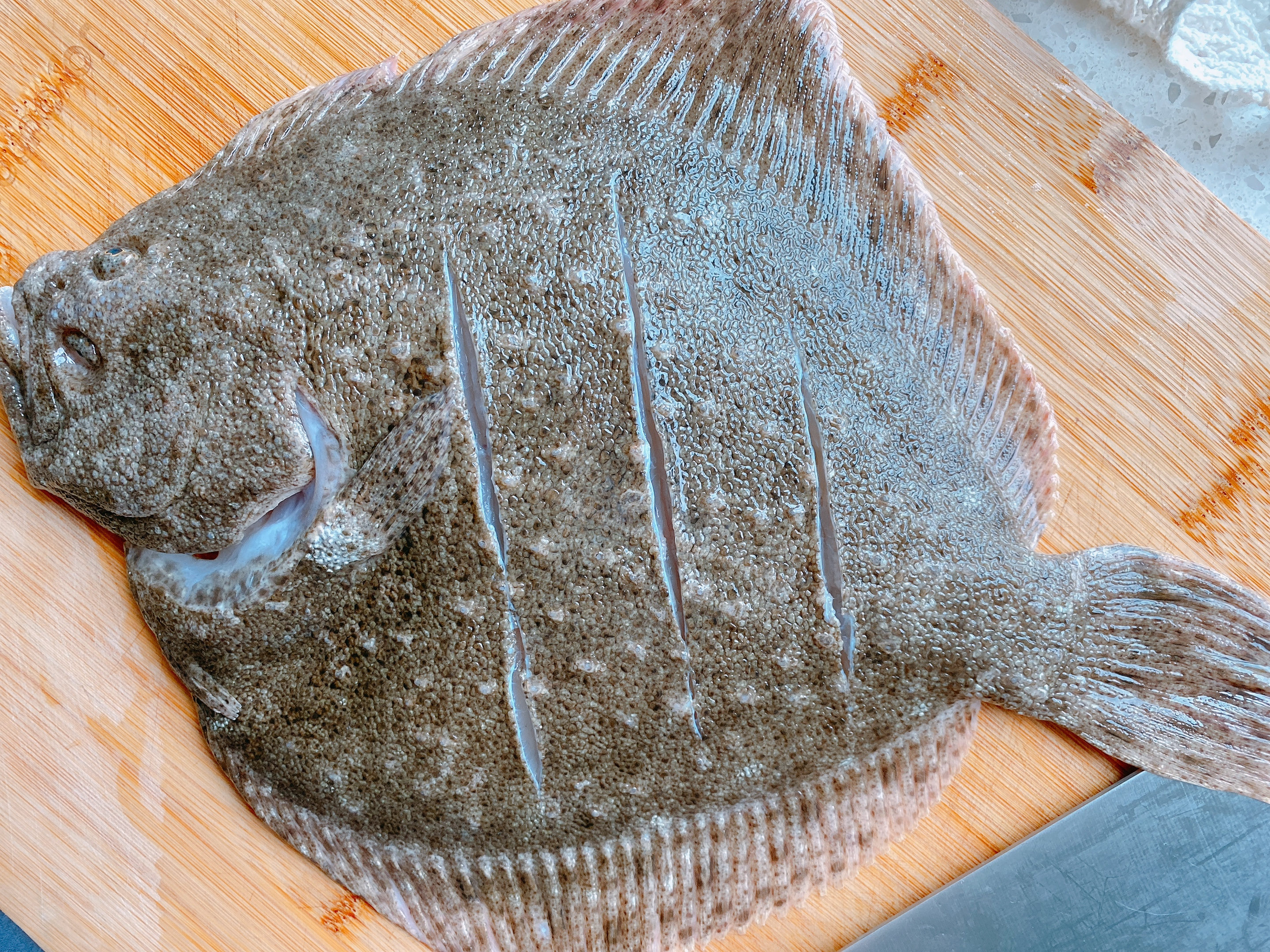 清蒸多宝鱼怎么做需要蒸多长时间,清蒸多宝鱼的正确做法