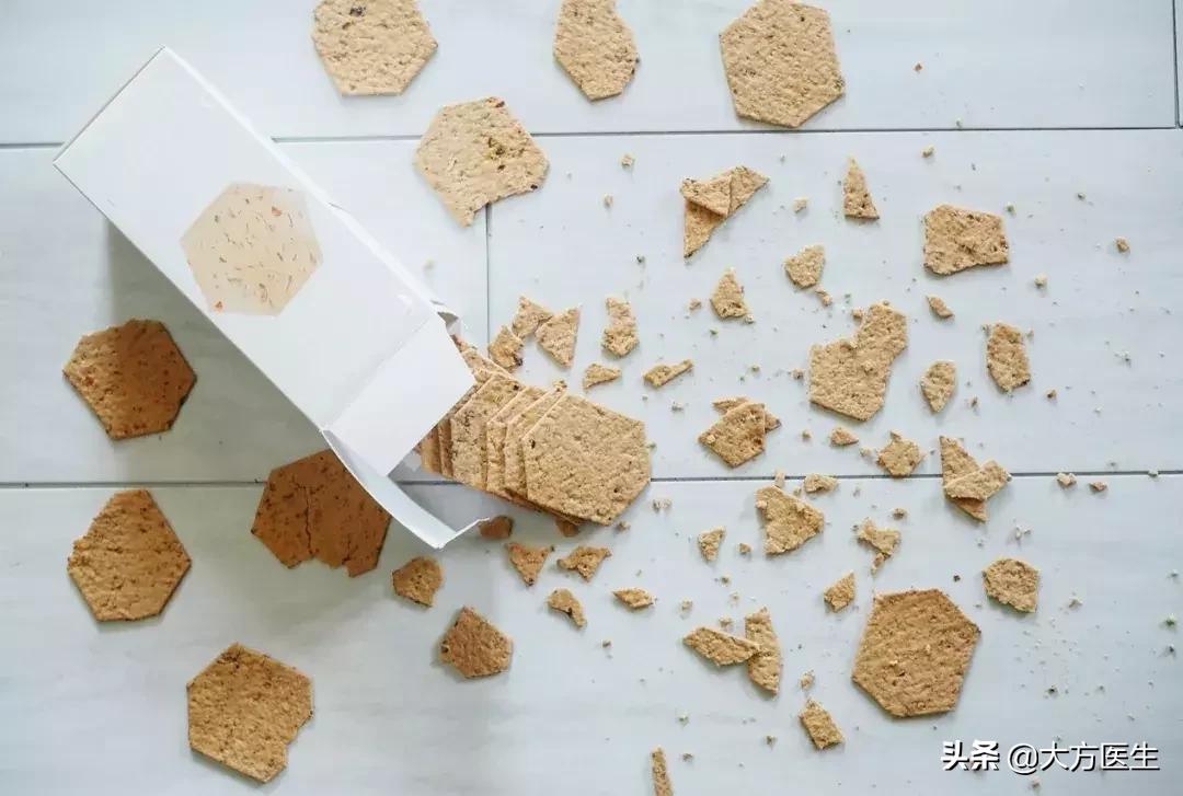 饼干吃多了也会致癌吗？怎样食用更安全？