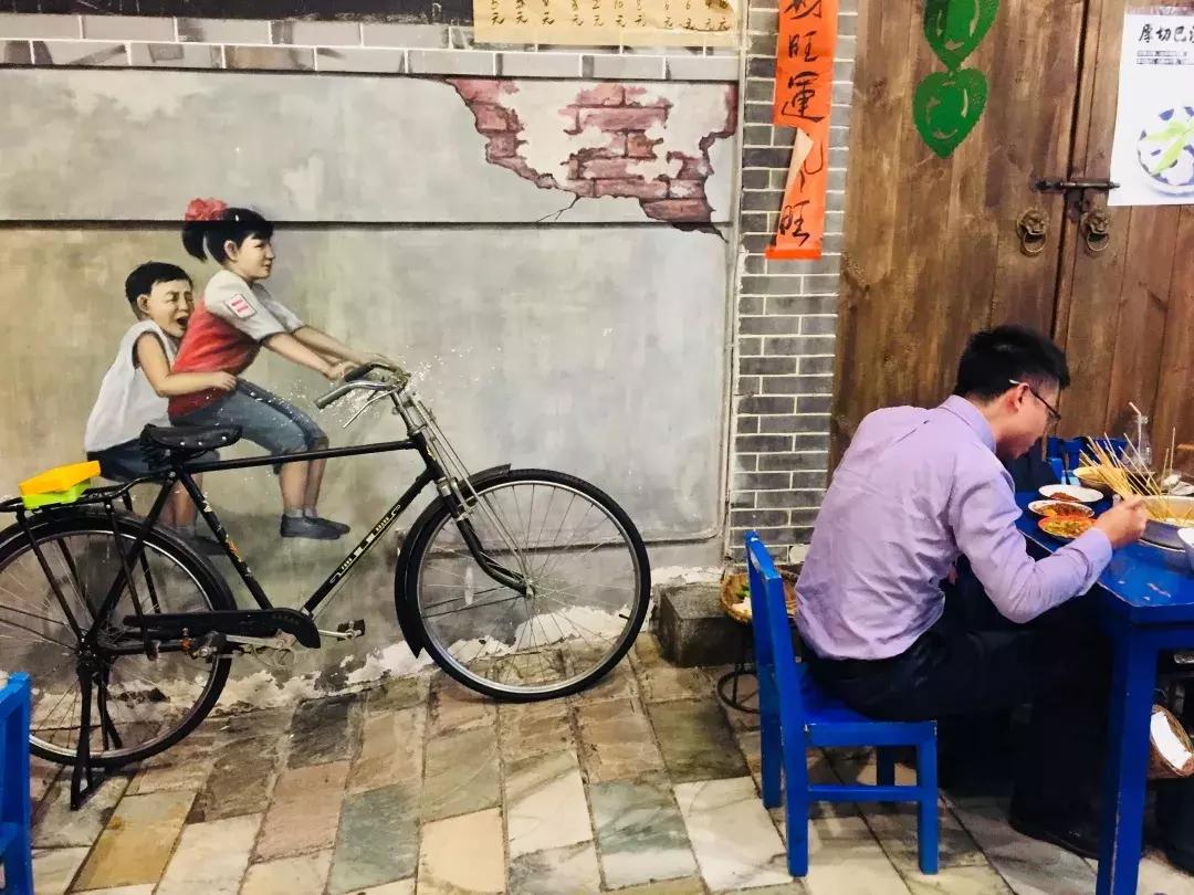 新南门，成都人听到这三个字就是包不住的清口水，走起~