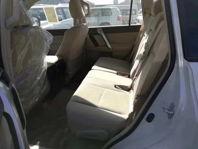 2020丰田霸道普拉多2700中东版,20款丰田普拉多2.7中东顶配