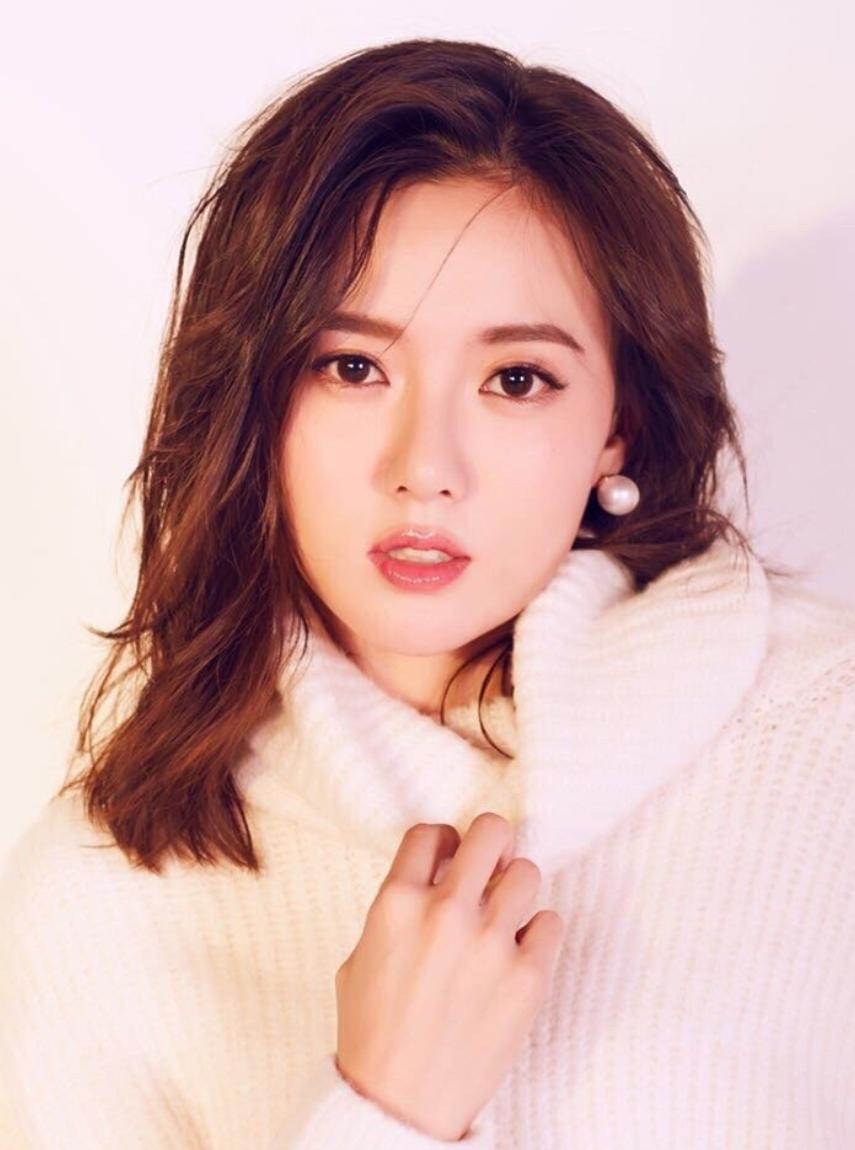 放着好好的富家千金、名媛不做，非往小三圈子里挤，太可惜