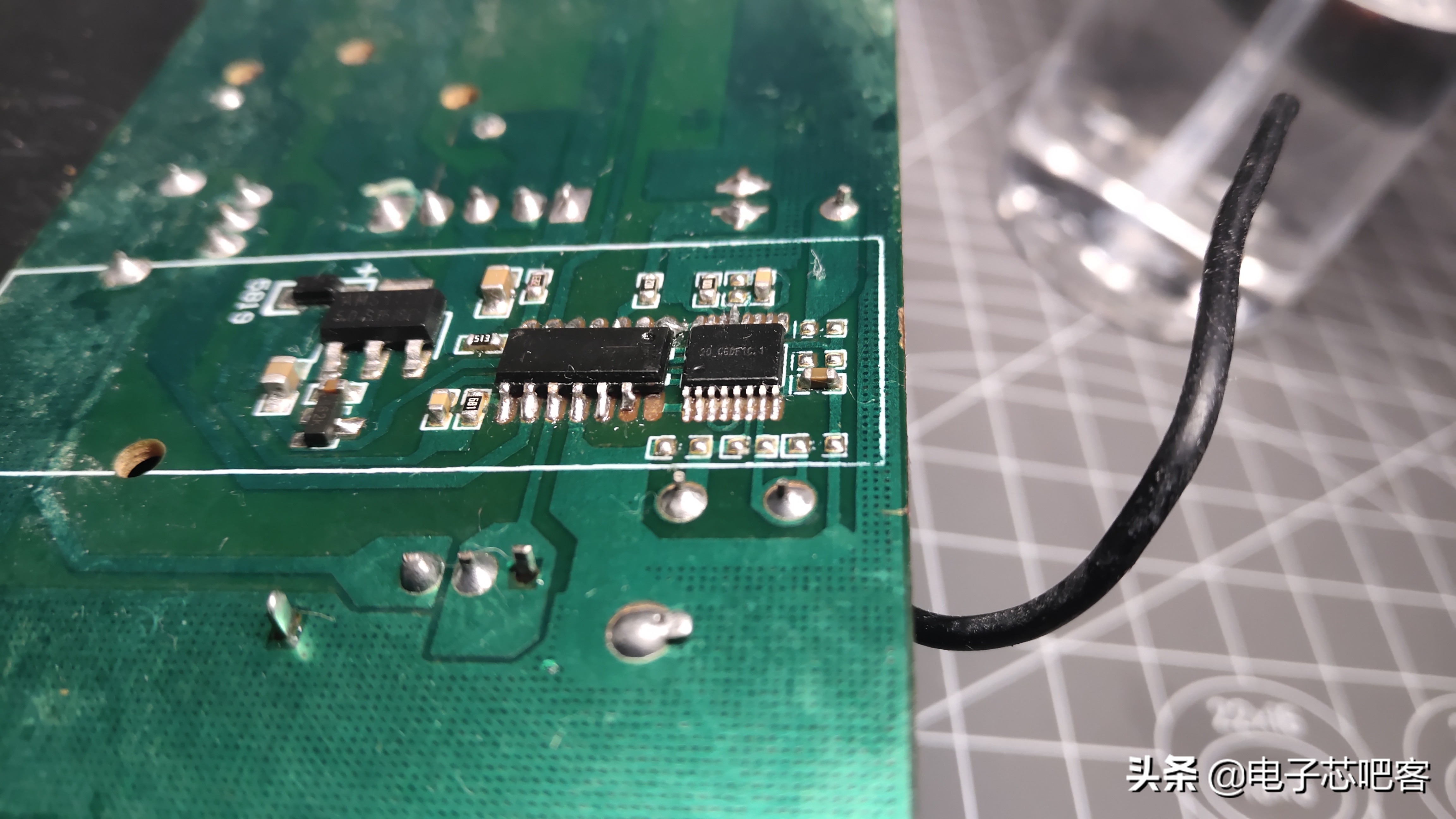 固定翼飞机遥控器坏了,遥控飞机遥控器坏了怎么修