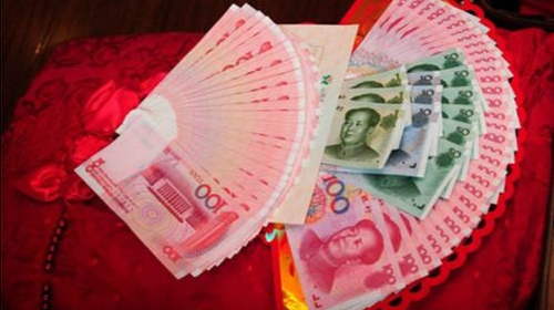 男友一再压低彩礼,男方压低彩礼钱