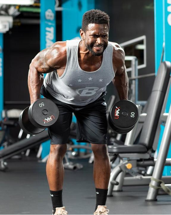 壶铃哑铃腿部训练动作教程,哑铃肩部训练最有效的动作