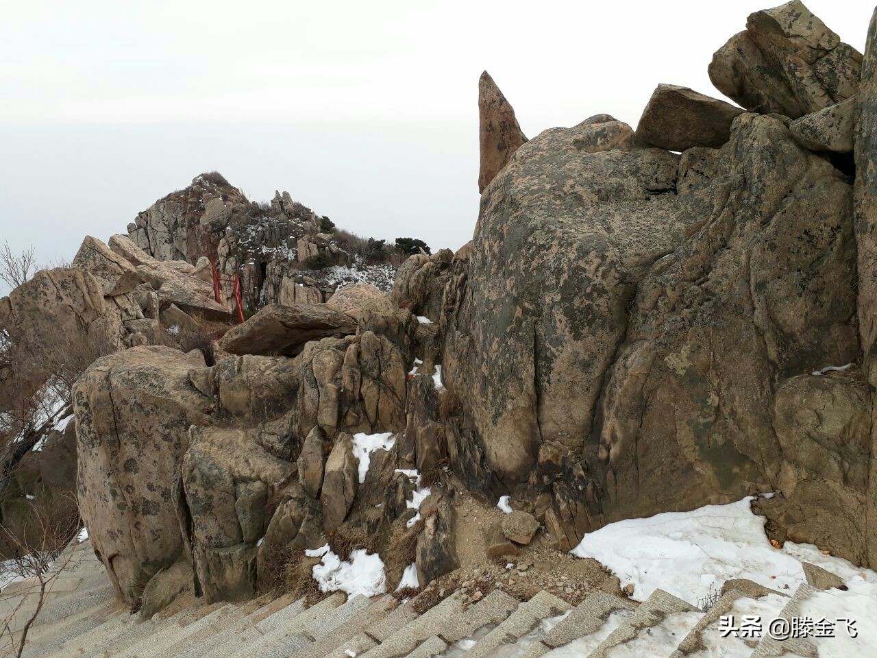 泰山之巅玉皇顶图片,泰山之巅玉皇顶五岳独尊