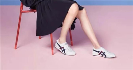 要舒适时髦也要元气满满,要给女友买一双舒服好看的鞋