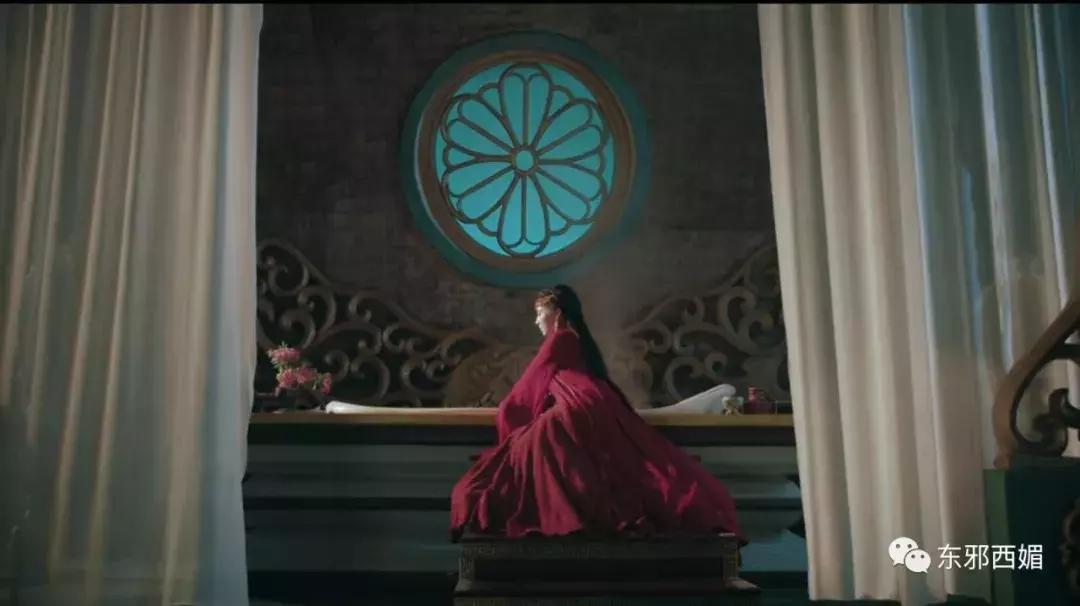 又一位换头宝贝!你能在她身上找到几位女明星的影子?