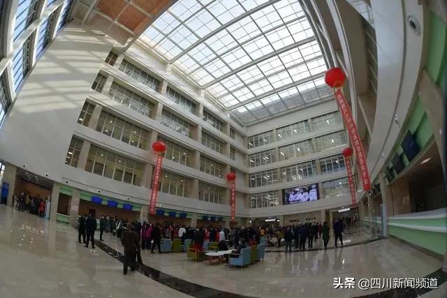 总投资15亿元！市民健康之地、心灵慰藉之所，四川大学华西医院空港医院今天全面开诊